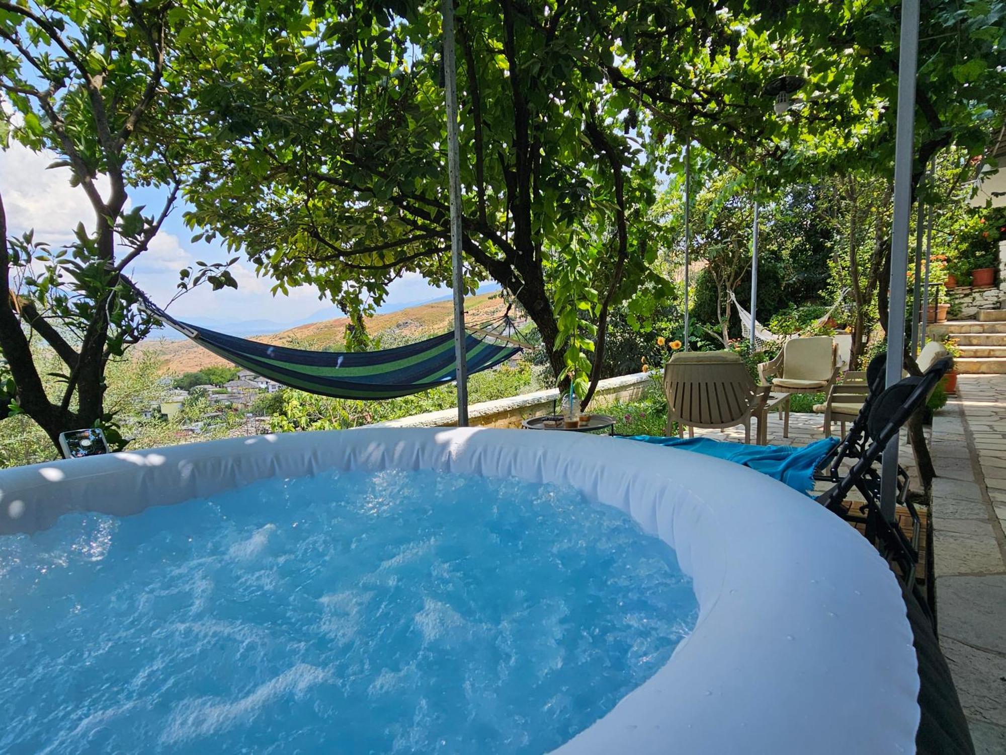 Lemon Garden Apartment-Hot Tub Jacuzzi Gjirokastër 外观 照片